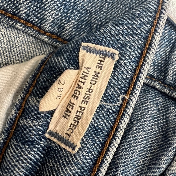 Madewell Women's Mid-Rise Perfect Vintage Jean, Size 28T - Picture 4 of 10